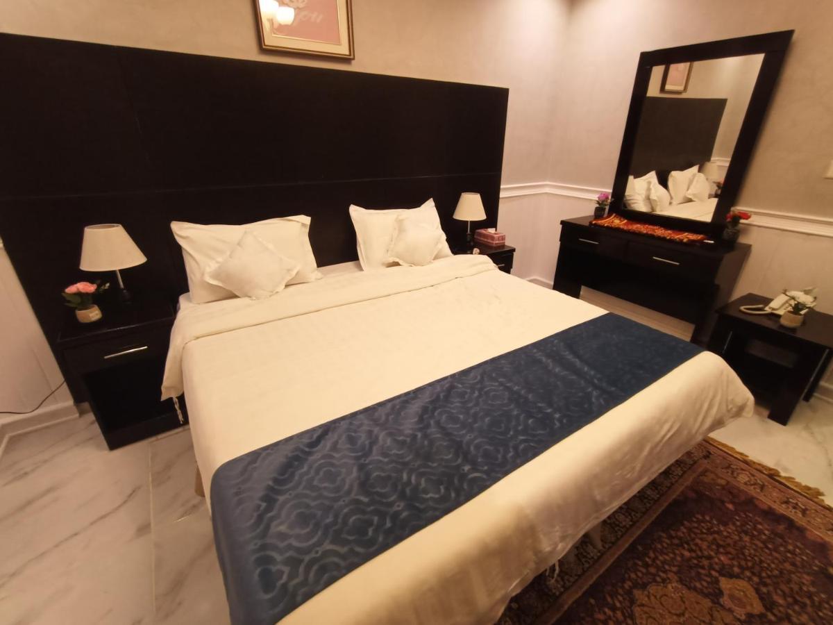 جدة Qasr Al Thuraya Hotel Apartments المظهر الخارجي الصورة