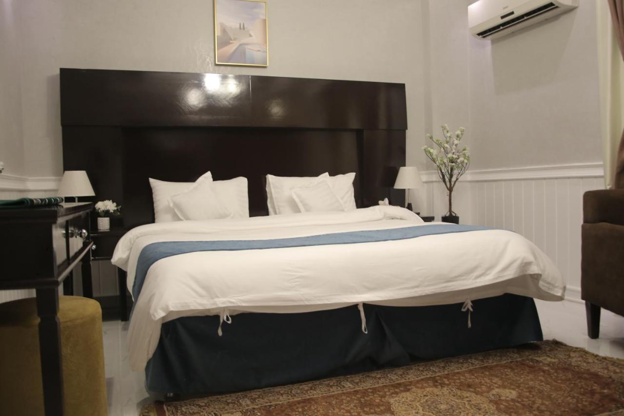 جدة Qasr Al Thuraya Hotel Apartments المظهر الخارجي الصورة